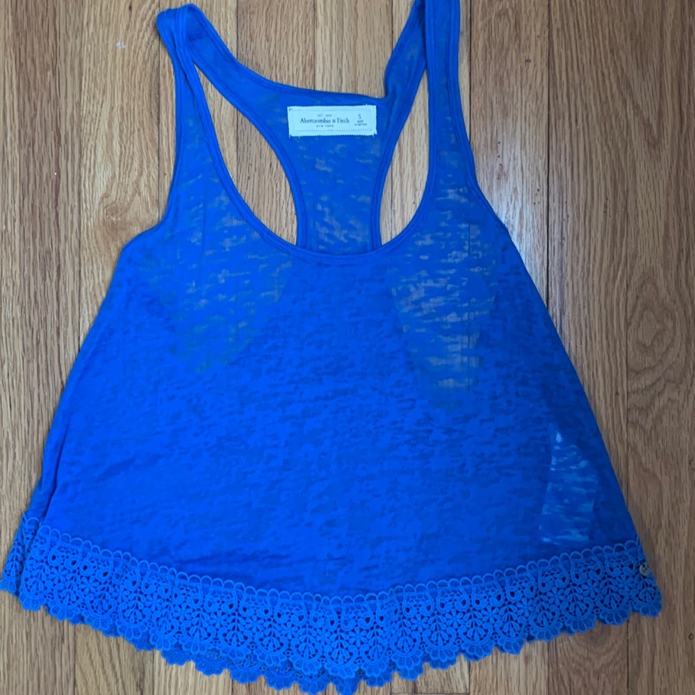Abercrombie & Fitch crop top/tank with lace detail